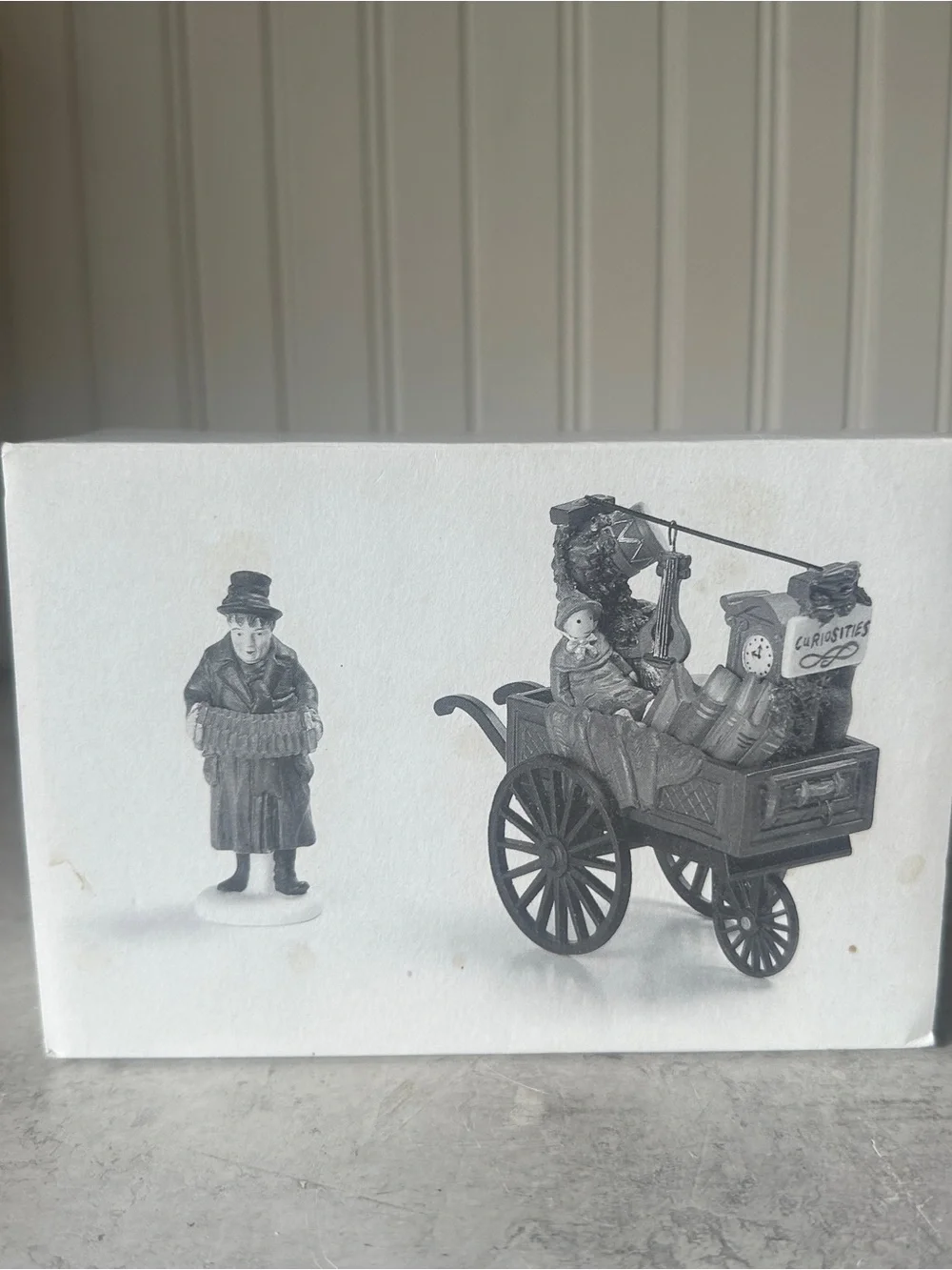 Dept 56 Chelsea Market Curiosities Monger Cart Set Of 2 Accessory Heritage 58270